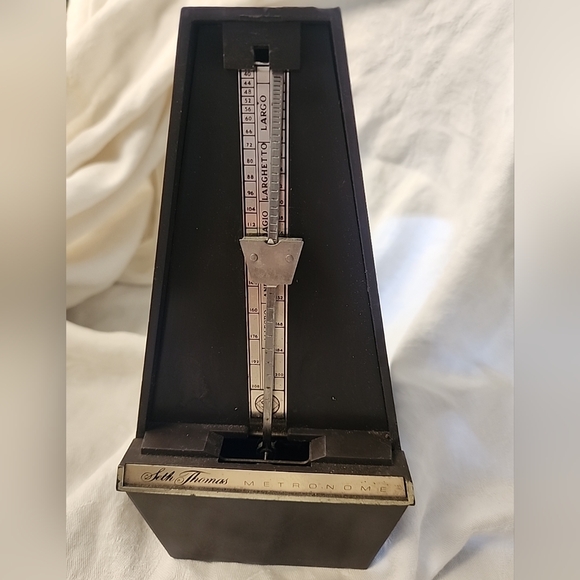 Vintage Seth Thomas Metronome 1104A Conductor Metronome Working brown wind-up - Picture 5 of 10